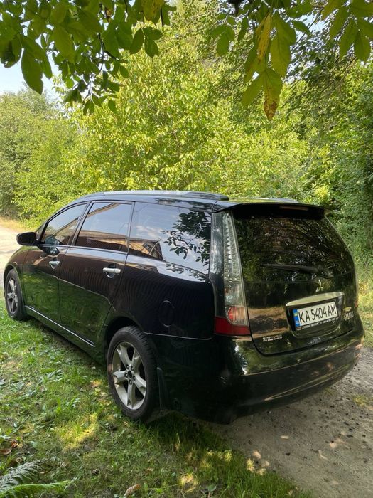 Продаж Мітсубісі Грандіс Mitsubishi Grandis