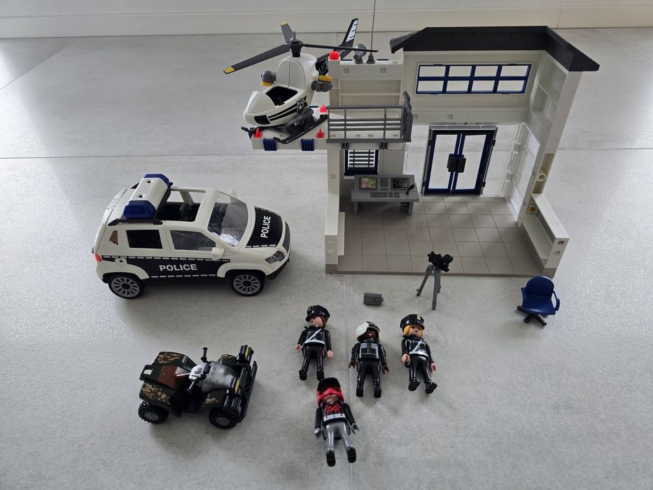 Zestaw policyjny posterunek PLAYMOBIL