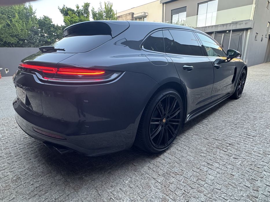 Porsche Panamera Sport Turismo 4 E-Hybrid | 462 cv | Teto Panorâmico | Suspensão Pneumática | 2022