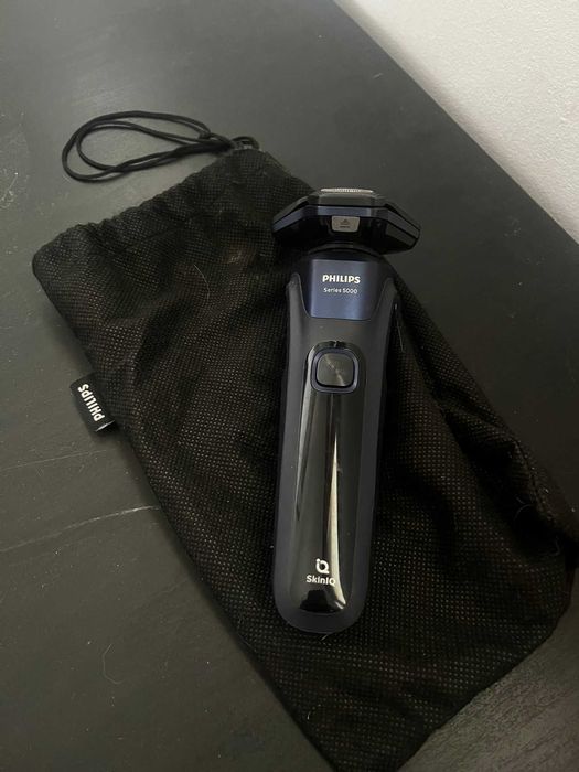 Barbeador Philips Series 5000 c/ Tecnologia SkinIQ