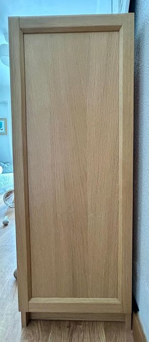 Estante IKEA BILLY com porta