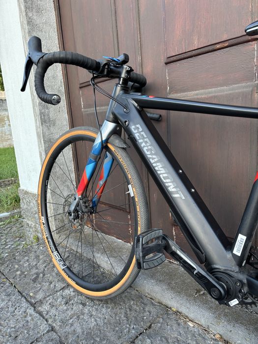 Bicicleta Bergamont E-Grandurance Elite — E-Gravel bike em excelente estado