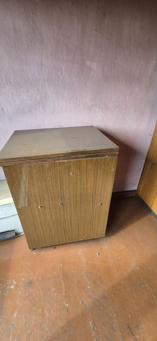 Zestaw mebli, szafa, komoda, ława