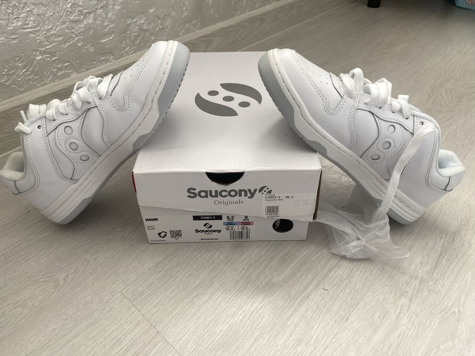 Saucony Spot-Bilt Hawk White.