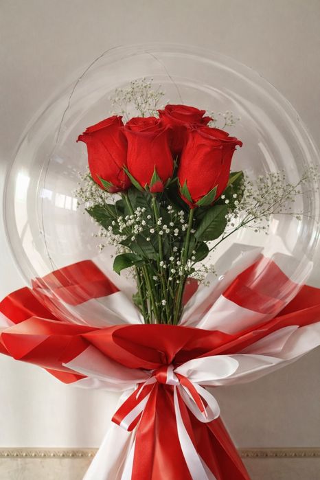 Подарок, игрушка в шаре, цветы в шаре, вязаные игрушки