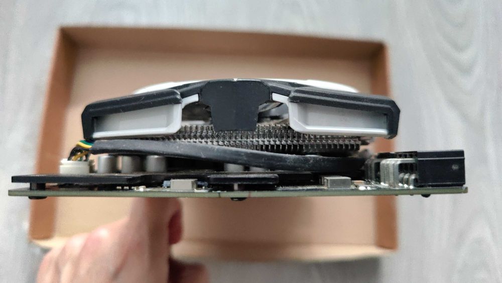 placa gráfica MSi GTX 1070 Ti Armor Twin Frozr 8GB