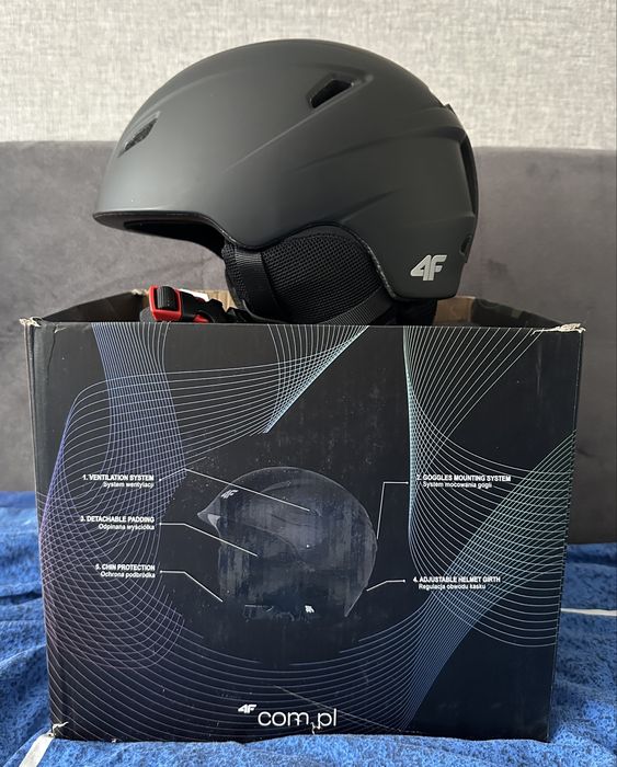 Kask narciarski snowboardowy sportowy 4F InMold zimowy r. S/M
