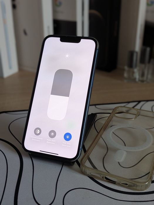 iPhone 13 (256gb)
