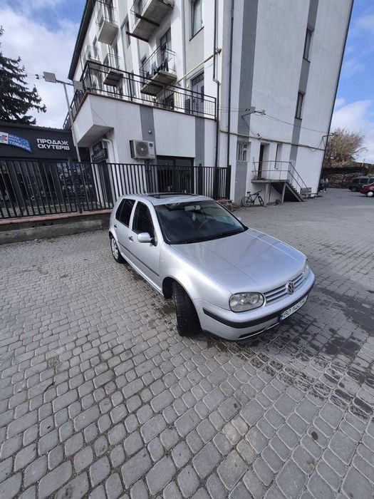 Volkswagen Golf 2001