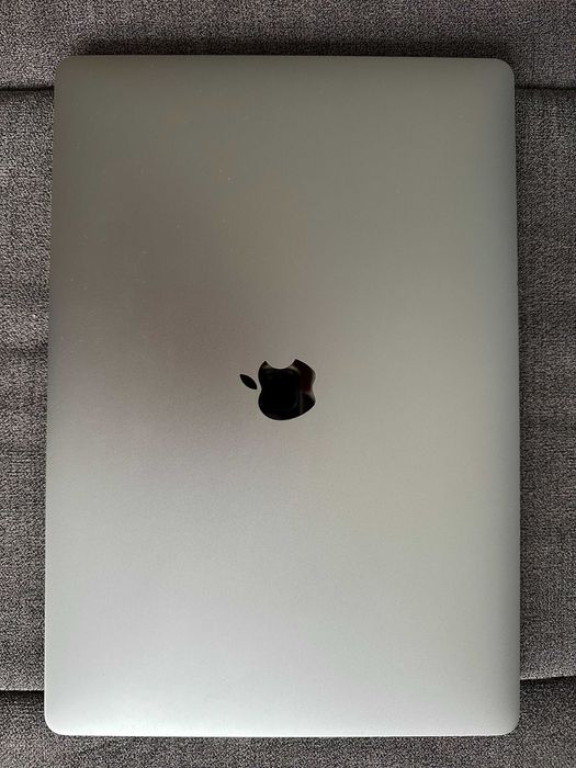 MacBook Pro 15 2019