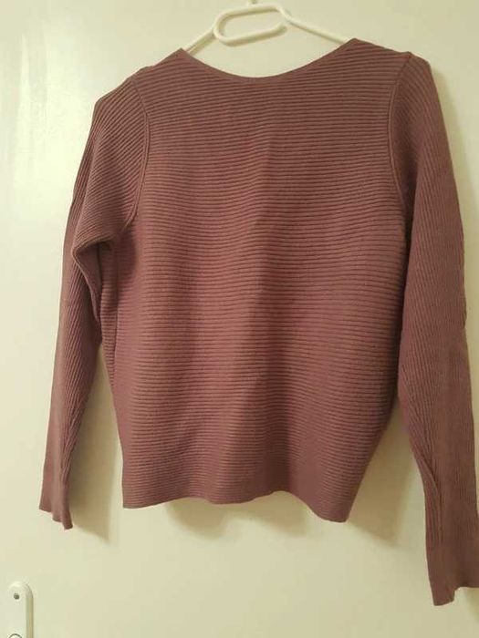 Sweter MNG odkryte plecy rozmiar M/38 54% wiskoza szybka wysyłka