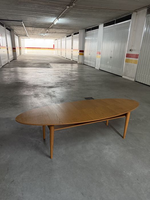 Mesa de apoio em exelente estado