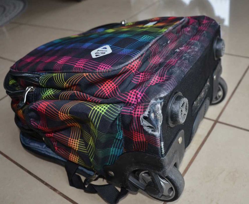 Plecak szkolny ST. RIGHT na kółkach