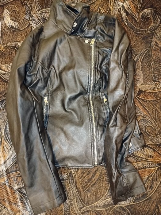 Kurtki wiosenne  damskie