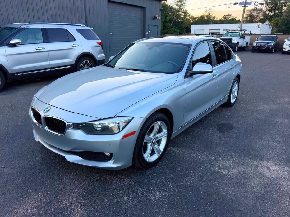 BMW 320i      2015
