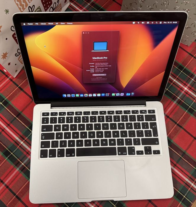 MacBook pro 13” 2015 i5/16ram/128ssd