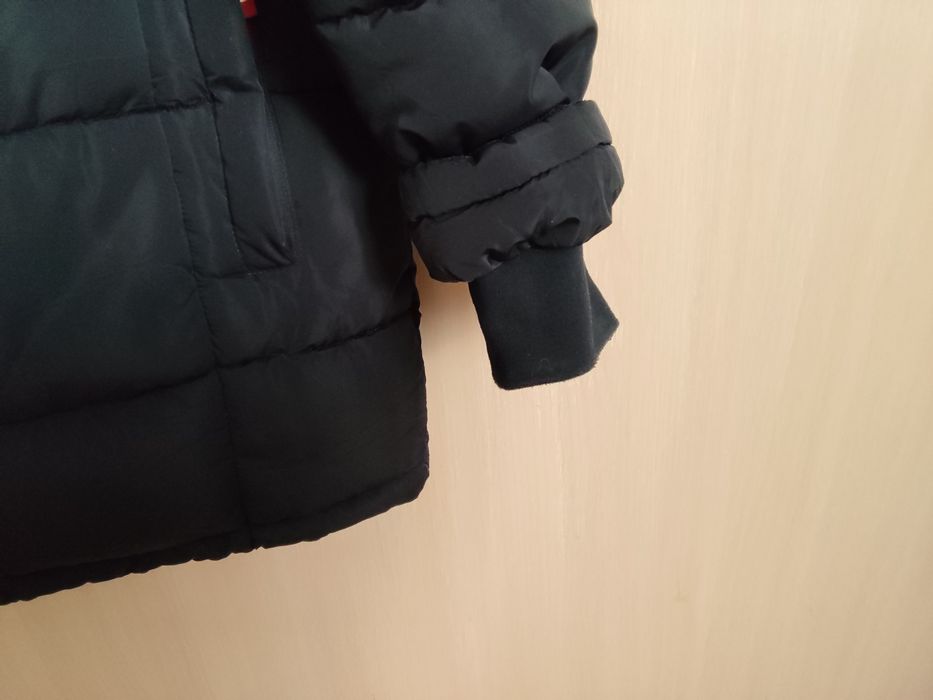 Очень удобная теплая зимняя мужская куртка тепла зимова