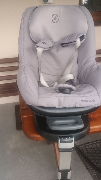 Fotelik samochodowy maxi Cosi Pearl + baza family fix