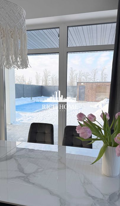 Унікальна пропозиція! Сучасний будинок, басейн з підігрівом, 8 соток