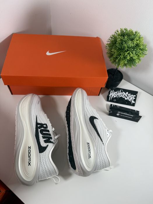 Nike Vomero – Białe, nowe buty do biegania rozmiar 39
