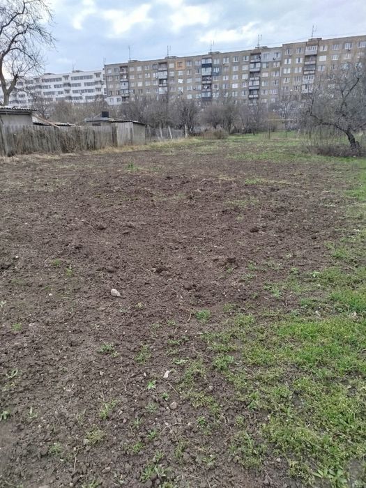 Продається земельна ділянка під забудову