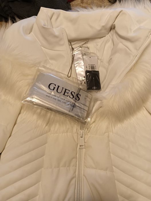 Casaco da Guess novo