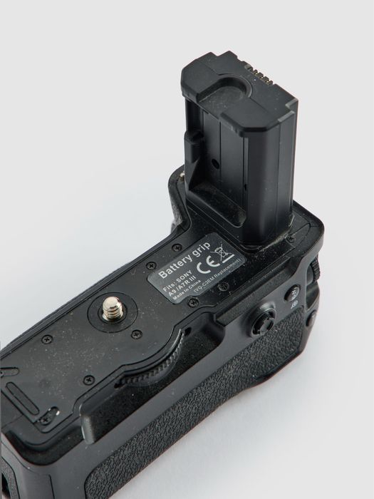 Battery Grip Zamiennik Sony a7III, a7RIII, a9 (VG-C3EM)