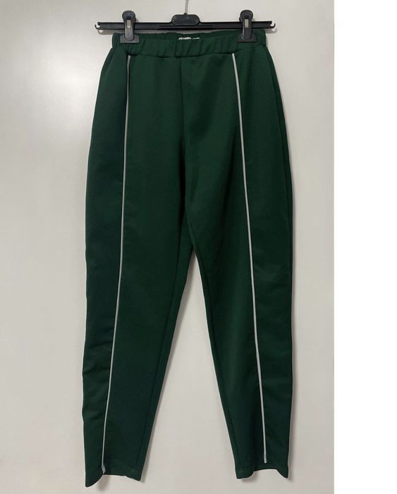 Штани зелені Pull&Bear