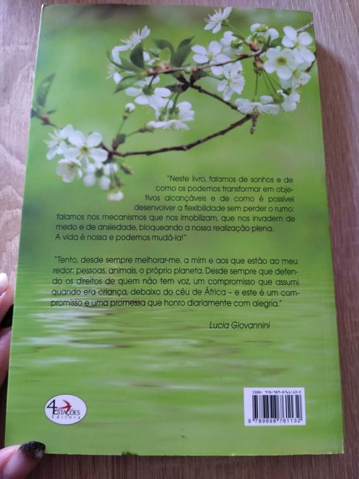 Toda uma nova vida - livro de Lúcia Giovannini