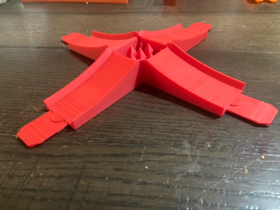 Hot Wheels Bridge with Spikes Track