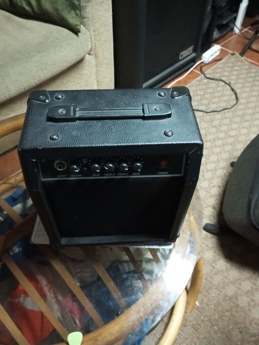Amplificador axman de guitarra quase novo