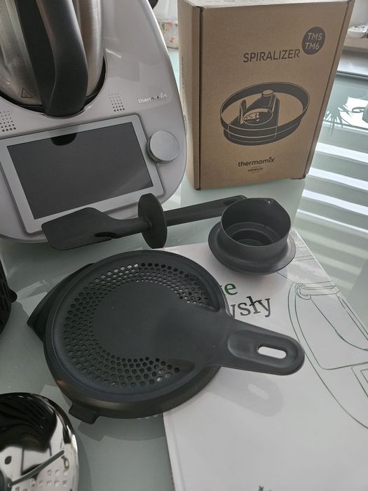 Sprzedam Thermomix TM6 z Gwarancją  12.2029.