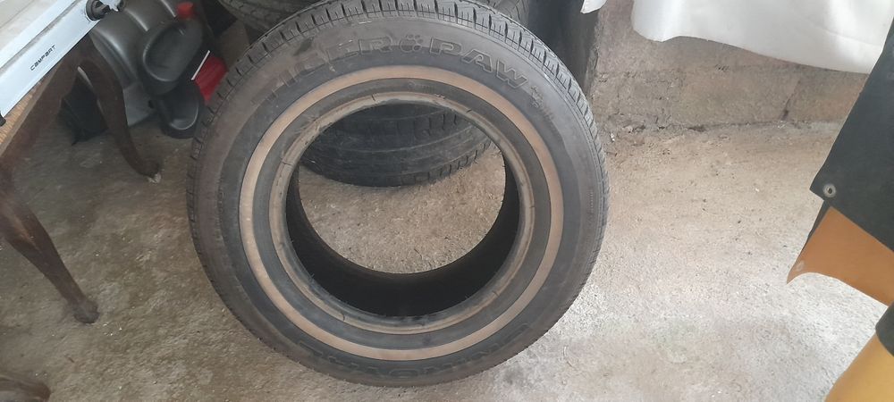 Pneus 225 / 70 r15