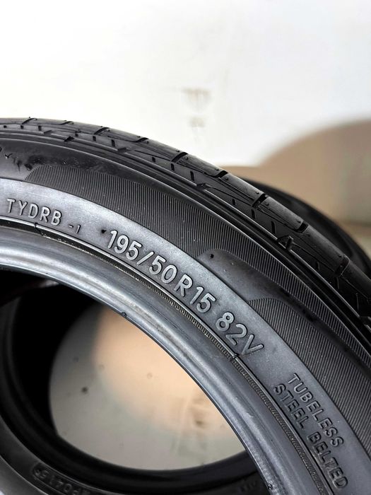 Pneus Toyo DRB - 195/50/15 - Como NOVOS