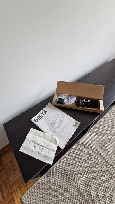 Móvel TV IKEA BESTÅ preto-castanho - 180 cm