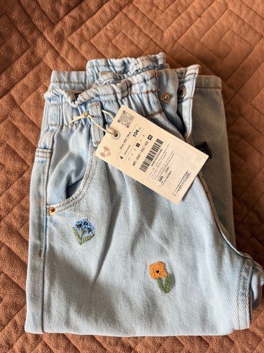 Балакитні джинси zara 2026 Zara