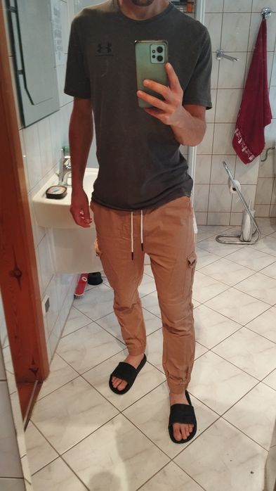 Spodnie joggery brązowe