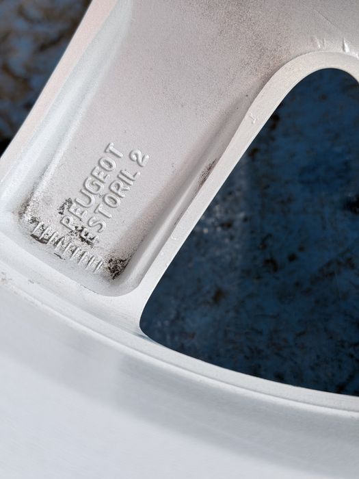 4x108 16 Et27 Peugeot 207 307 partner II tepee  308