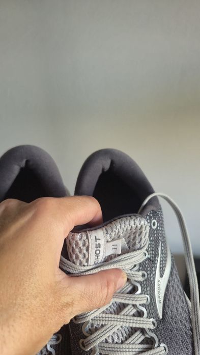 Бігові кросівки Brooks 40-41p