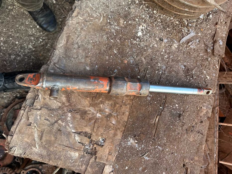 Гидроцилиндр хозяйственный