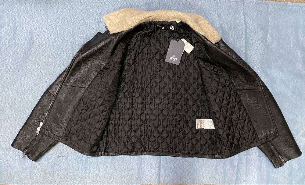 Косуха з бичачей шкіри Levi’s, M