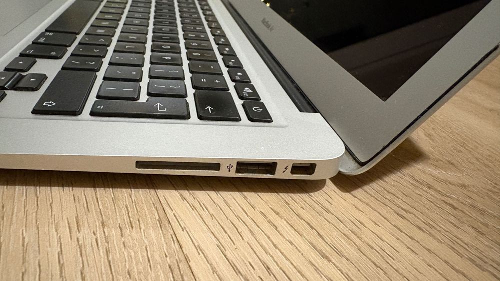 Macbook Apple AIR 13,3" SSD500 GB 2014r