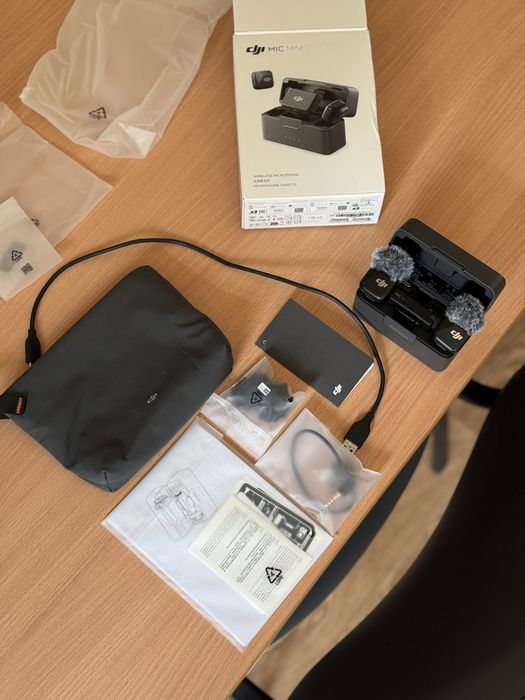 Мікрофони DJI MIC MINI (2TX + 1RX + Charging Case)