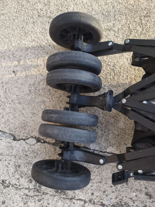 Vendo carrinho de passeio para dois