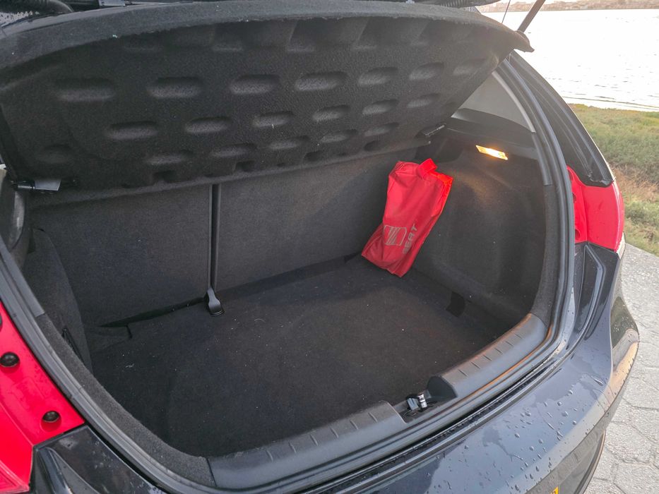 SEAT Leon 1.9 TDI 105cv | Nacional | 204.000 km | 2 donos | Muito equipado