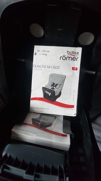 Fotelik Britax Romer Dualfix M i-Size, 61-105 cm, do 18 kg