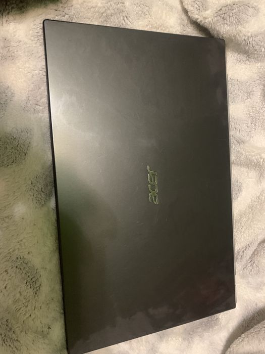 Ноудбук асер в норм стані