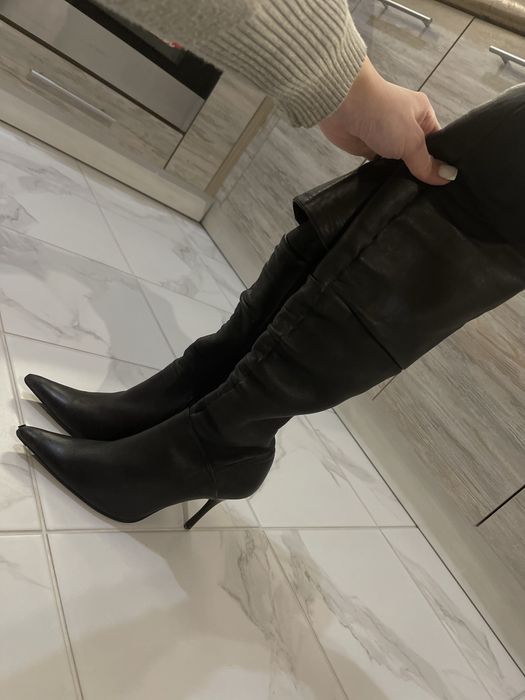 Жіночі шкіряні  ботфорди