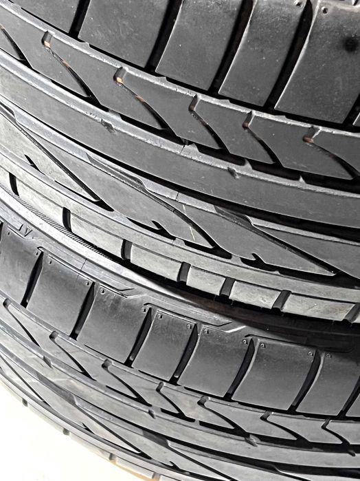 Pneus Bridgestone Potenza RE050A - 205/40/17 - Como NOVOS