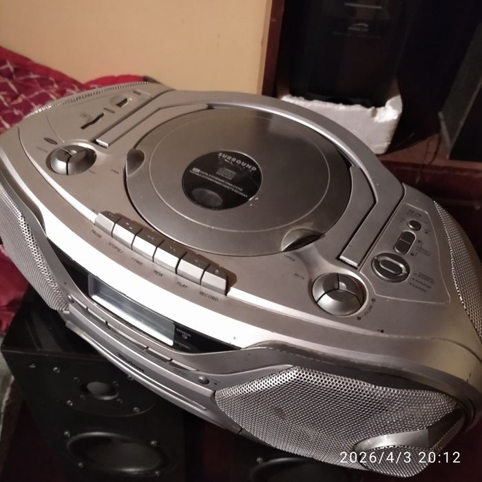 На продаж магнітофон  PHILIPS